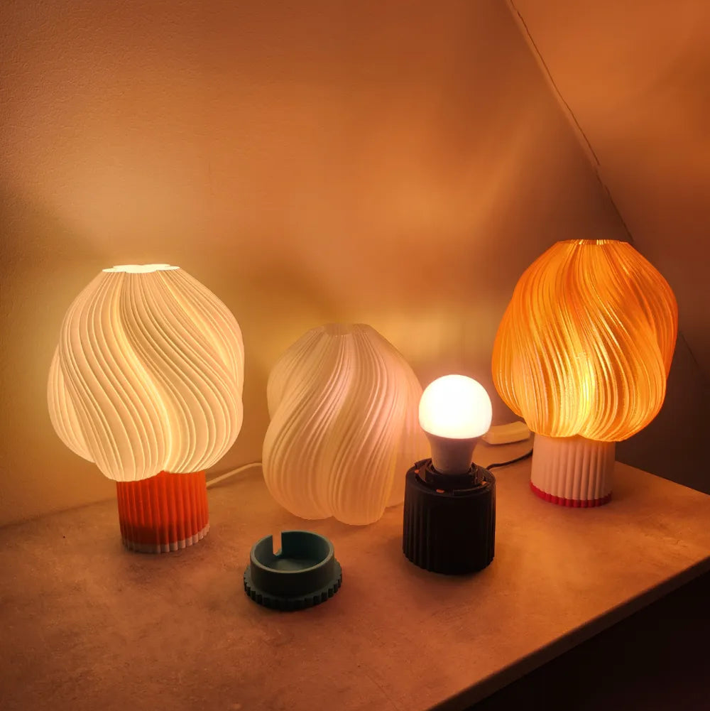 The Swirl Lamp